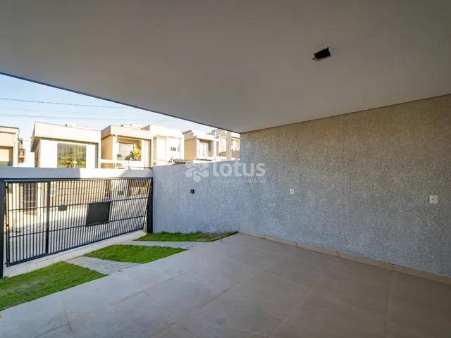 Casa 2 quartos e 2 banheiros, à venda, no bairro Villas do Jaguari em Santana de Parnaíba
