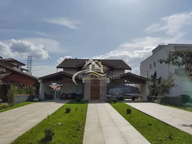 Casa com 600m² 4 quartos e 5 banheiros, à venda, no bairro Boraceia em Bertioga