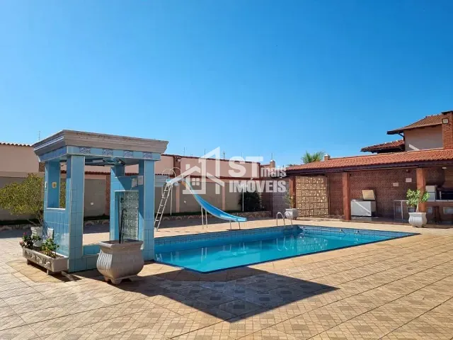 Casa com 600m² 2 quartos e 2 banheiros, para alugar, no bairro Jardim Nova Andradas em Andradas