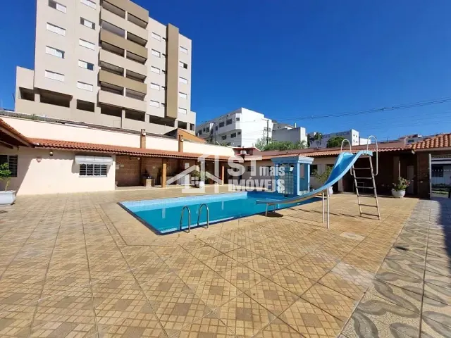 Casa com 600m² 2 quartos e 2 banheiros, para alugar, no bairro Jardim Nova Andradas em Andradas