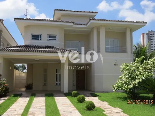 Casa com 418m² 4 quartos e 5 banheiros, à venda, no bairro Vila Costa em Taubaté