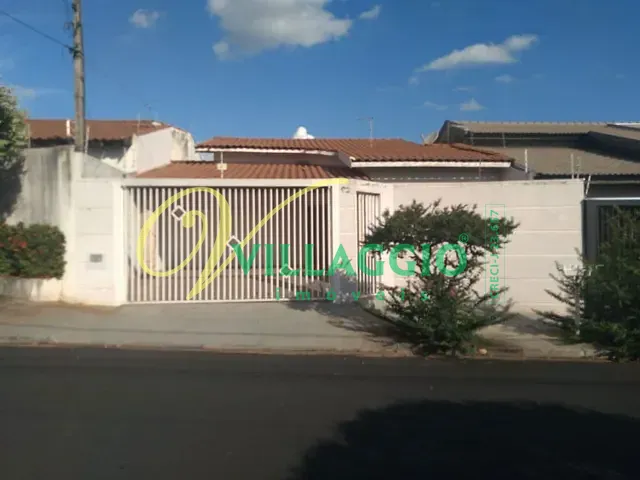 Casa com 243m² 3 quartos e 2 banheiros, à venda, no bairro Parque das Flores II em São José do Rio Preto