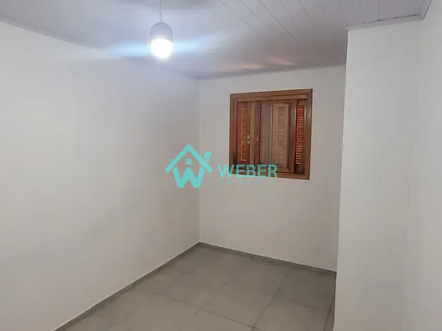 Casa com 65m² 2 quartos e 1 banheiro, para alugar, no bairro Guarani em Novo Hamburgo