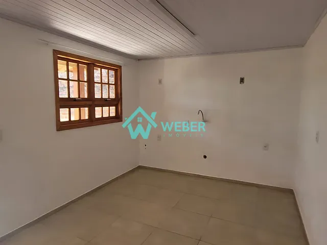 Casa com 65m² 2 quartos e 1 banheiro, para alugar, no bairro Guarani em Novo Hamburgo