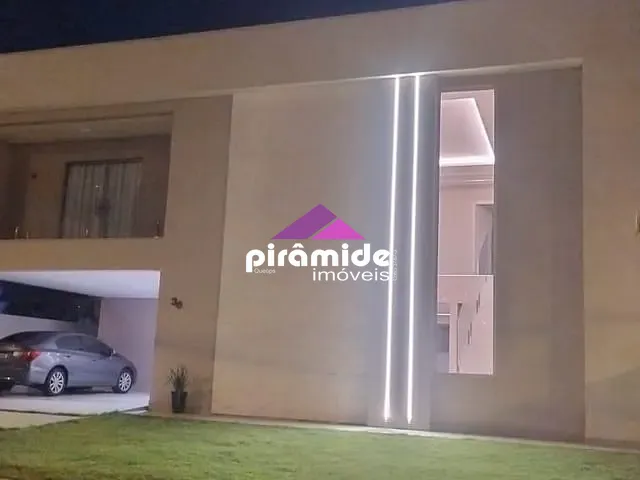 Casa com 540m² 4 quartos e 3 banheiros, à venda, no bairro Piedade em Caçapava