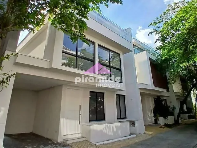 Casa 5 quartos e 4 banheiros, à venda, no bairro Camburi em São Sebastião