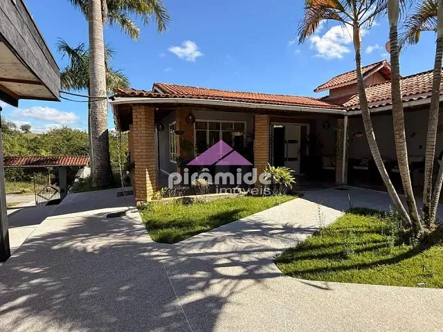 Casa com 1148m² 3 quartos e 4 banheiros, à venda, no bairro Lambari em Guararema
