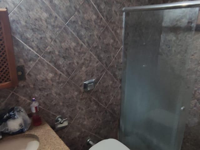 Casa com 180m² 2 quartos e 1 banheiro, à venda, no bairro Parque Tropical em Campos dos Goytacazes