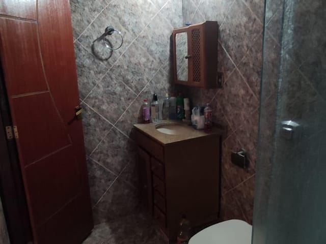 Casa com 180m² 2 quartos e 1 banheiro, à venda, no bairro Parque Tropical em Campos dos Goytacazes
