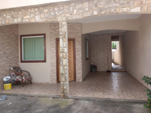 Casa com 180m² 2 quartos e 1 banheiro, à venda, no bairro Parque Tropical em Campos dos Goytacazes