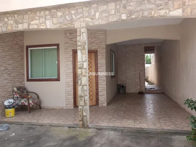 Casa com 180m² 2 quartos e 1 banheiro, à venda, no bairro Parque Tropical em Campos dos Goytacazes
