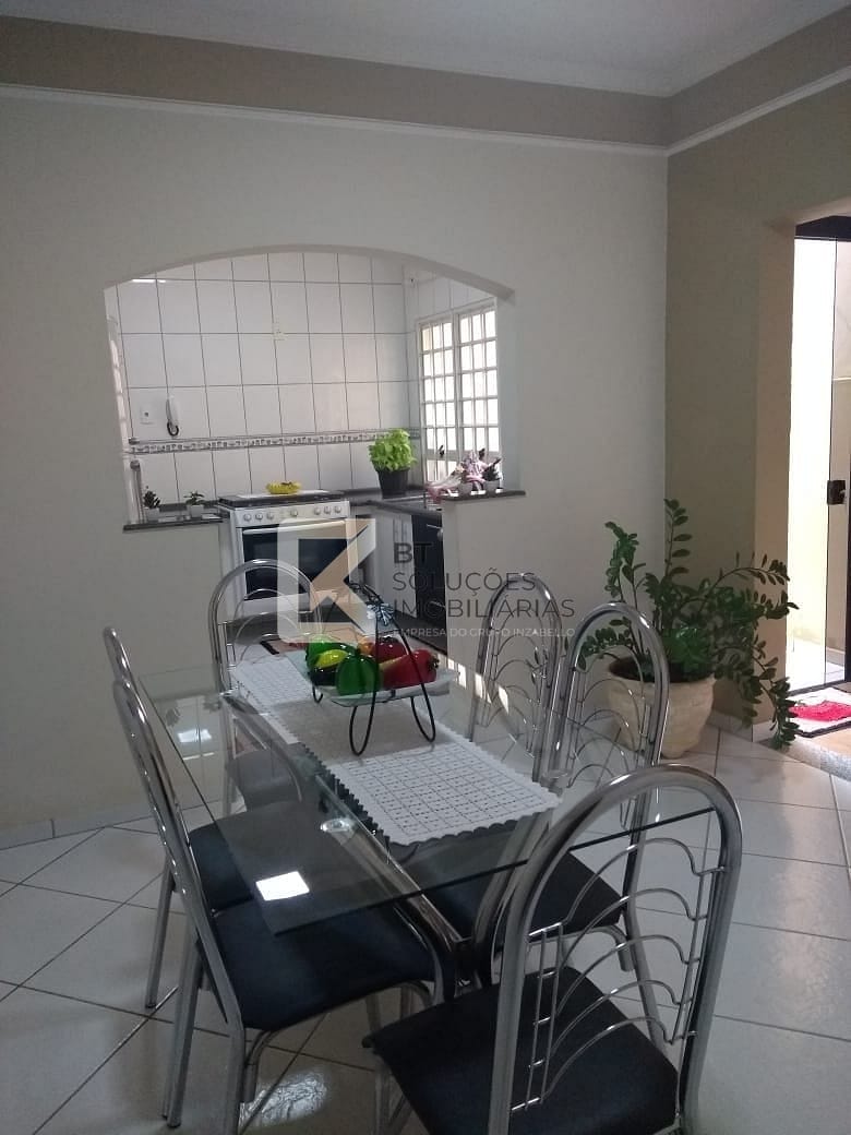 Casa, 3 quartos, 125 m² - Foto 1