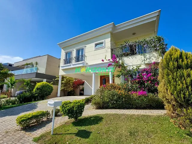 Casa com 469m² 4 quartos e 6 banheiros, à venda, no bairro Condomínio Residencial Alphaville em São José dos Campos