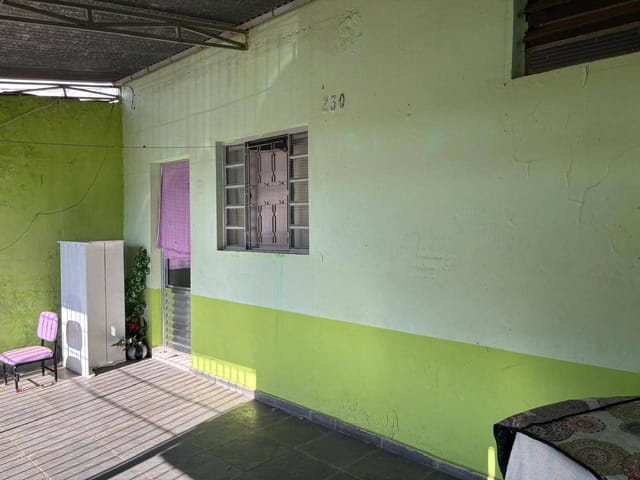 Casa com 250m² 2 quartos e 1 banheiro, à venda, no bairro Parque Valença I em Campinas