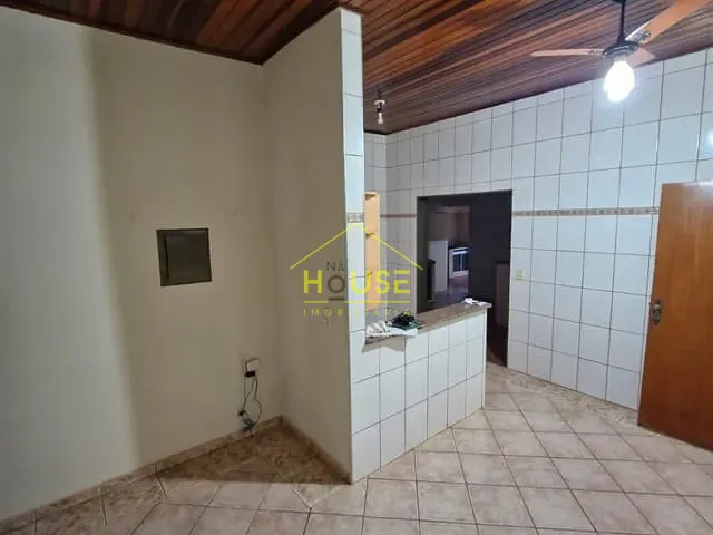 Casa com 588m² 5 quartos e 5 banheiros, à venda, no bairro Centro em Valentim Gentil