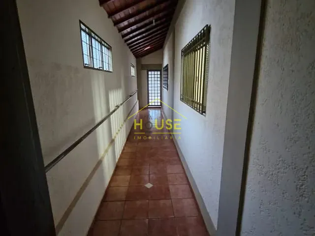 Casa com 588m² 5 quartos e 5 banheiros, à venda, no bairro Centro em Valentim Gentil