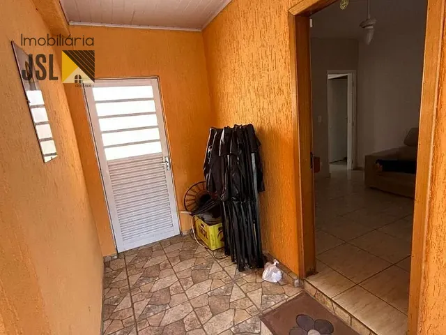 Casa com 191m² 3 quartos e 2 banheiros, à venda, no bairro Jardim Caçapava em Caçapava