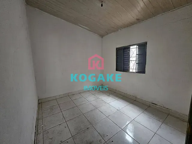 Casa com 90m² 2 quartos e 1 banheiro, para alugar, no bairro Monte Castelo em São José dos Campos