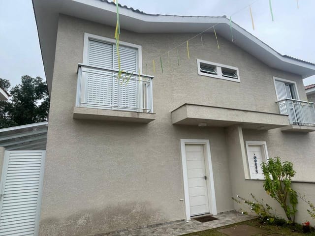 Casa 3 quartos e 4 banheiros, para alugar, no bairro Portais (Polvilho) em Cajamar