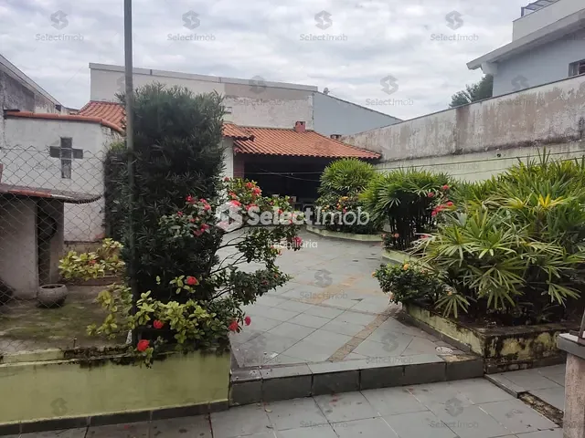 Sobrado com 500m² 4 quartos e 3 banheiros, à venda, no bairro Santa Maria em Santo André
