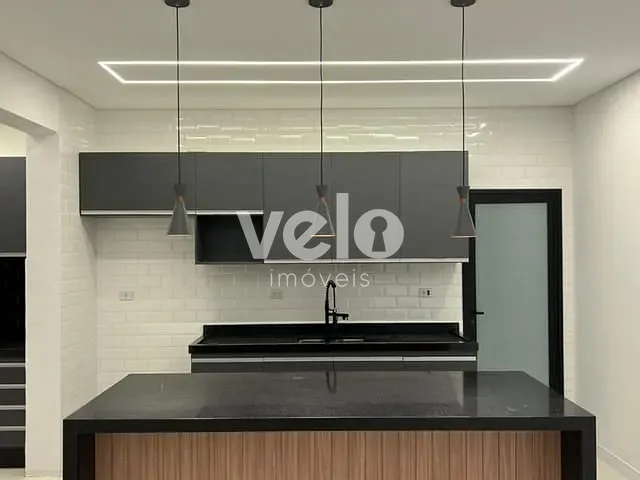 Casa 3 quartos e 5 banheiros, à venda, no bairro Loteamento Residencial Fazenda Casa Grande em Taubaté