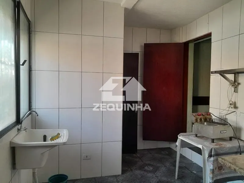 Casa, 3 quartos, 250 m² - Foto 20