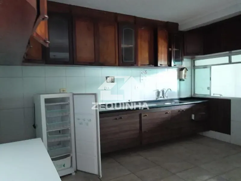 Casa, 3 quartos, 250 m² - Foto 17
