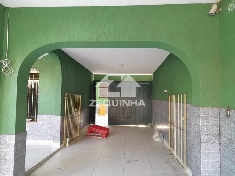 Casa, 3 quartos, 250 m² - Foto 4