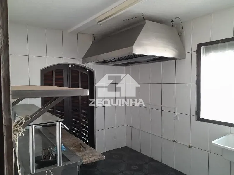 Casa, 3 quartos, 250 m² - Foto 24