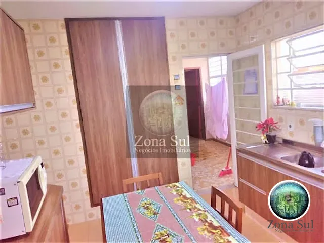 Casa com 282m² 3 quartos e 2 banheiros, à venda, no bairro Rio Acima em Votorantim