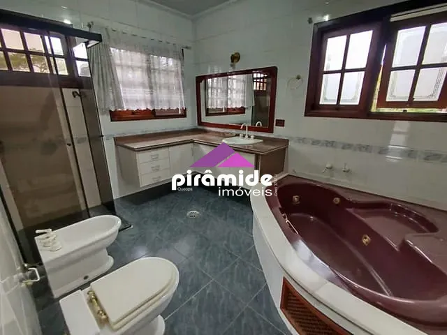Casa 5 quartos e 6 banheiros, à venda, no bairro Jardim Aquárius em São José dos Campos