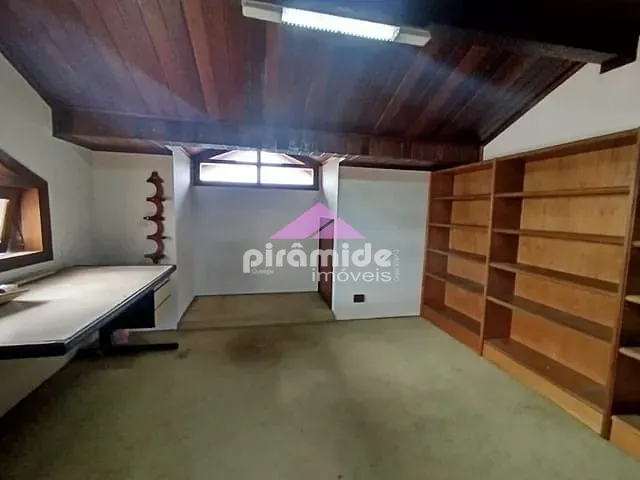 Casa 5 quartos e 6 banheiros, à venda, no bairro Jardim Aquárius em São José dos Campos