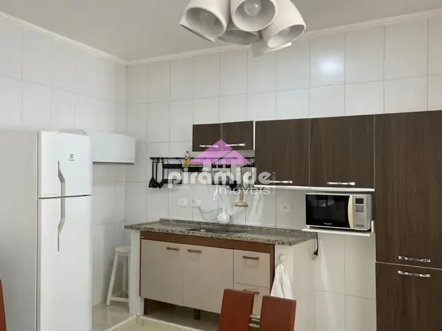 Casa com 130m² 2 quartos e 2 banheiros, à venda, no bairro Perequê Mirim em Ubatuba