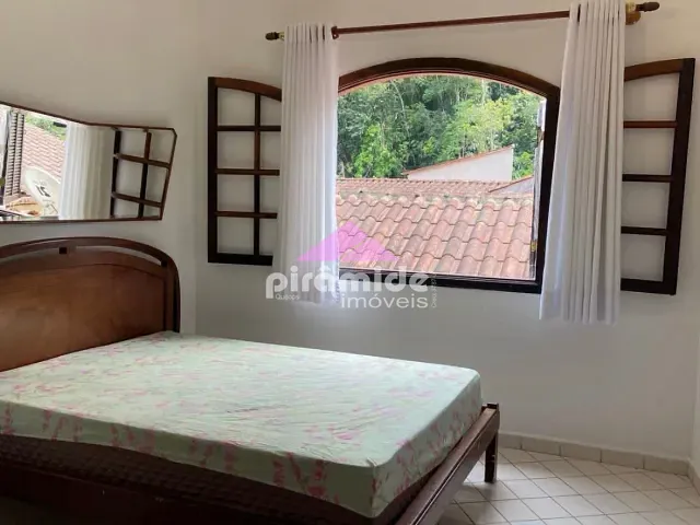 Casa com 130m² 2 quartos e 2 banheiros, à venda, no bairro Perequê Mirim em Ubatuba