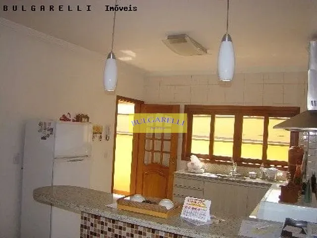 Casa com 280m² 3 quartos e 4 banheiros, à venda, no bairro CENTRO em Jundiai