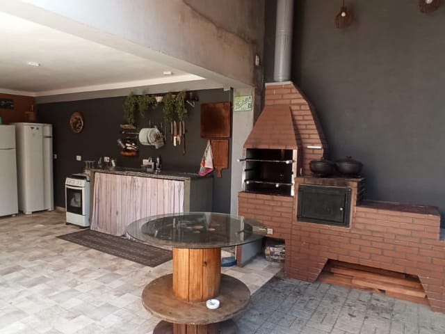 Foto do Casa - Excelente Casa Térrea 3 SUÍTES  4 VAGAS venda e locação, com 3 Suítes , Salão de Festa com Churrasqueira, Fogão e Forno a Lenha- Jardim Colônia - Jundiaí/SP | Copette Imóveis