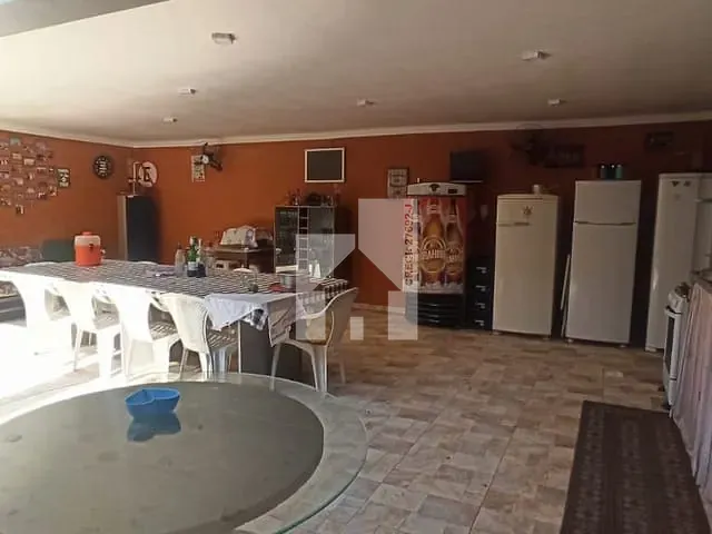 Casa com 344m² 3 quartos e 5 banheiros, à venda ou para alugar, no bairro Jardim Colônia em Jundiaí