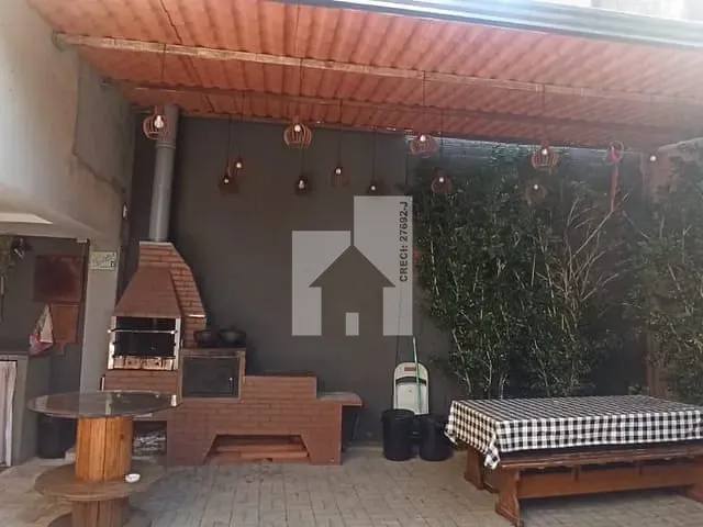 Casa com 344m² 3 quartos e 5 banheiros, à venda ou para alugar, no bairro Jardim Colônia em Jundiaí