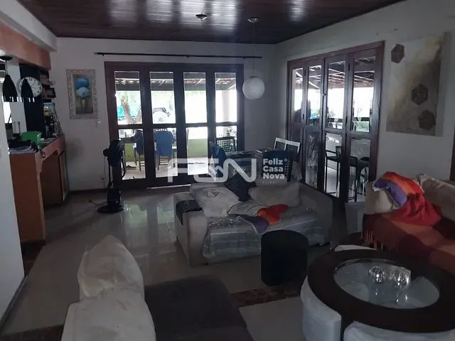 Casa com 680m² 3 quartos e 4 banheiros, à venda, no bairro Ipitanga em Lauro de Freitas