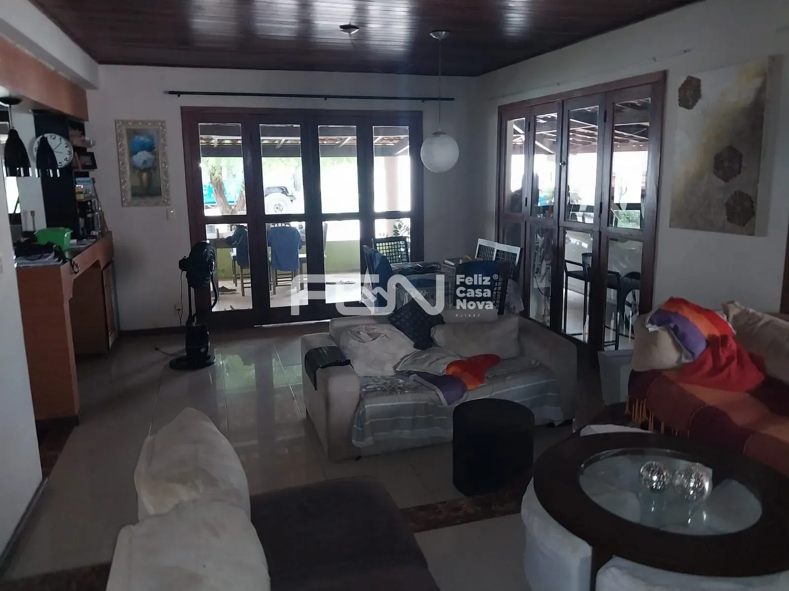 Casa, 3 quartos, 244 m² - Foto 1