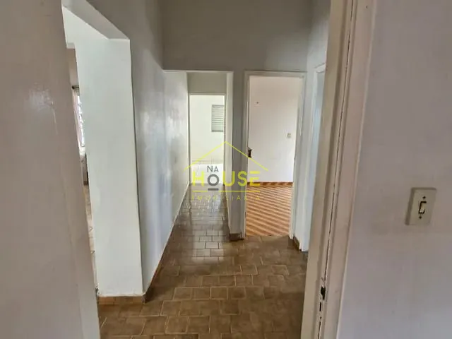 Casa 3 quartos e 2 banheiros, à venda, no bairro Jardim Bela Vista em Fernandópolis