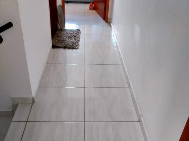 Casa 2 quartos e 2 banheiros, à venda, no bairro Jardim Santa Tereza em Taubaté