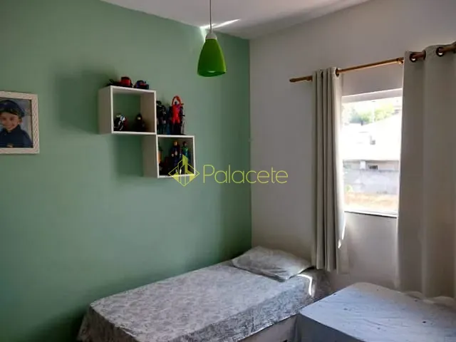 Casa 2 quartos e 2 banheiros, à venda, no bairro Jardim Santa Tereza em Taubaté