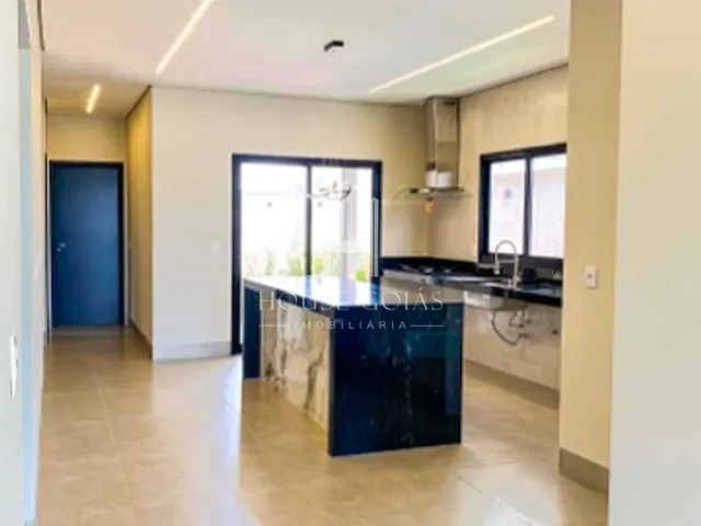 Casa com 360m² 4 quartos e 5 banheiros, à venda, no bairro Terras Alpha Residencial 1 em Senador Canedo