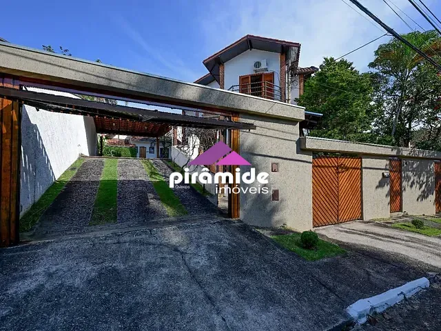 Casa 4 quartos e 3 banheiros, para alugar, no bairro Urbanova I em São José dos Campos