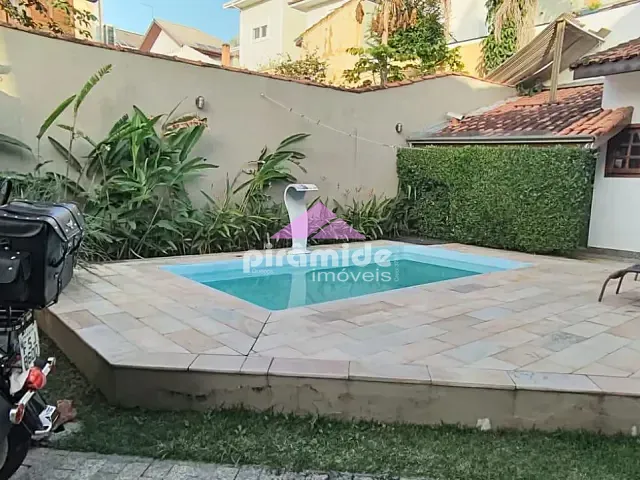 Casa 4 quartos e 3 banheiros, para alugar, no bairro Urbanova I em São José dos Campos