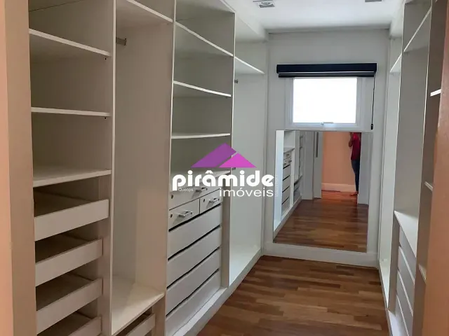 Casa 4 quartos e 6 banheiros, à venda ou para alugar, no bairro Urbanova em São José dos Campos