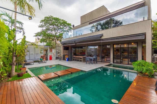 Casa com 560m² 4 quartos e 6 banheiros, à venda, no bairro Alphaville Residencial Dois em Barueri