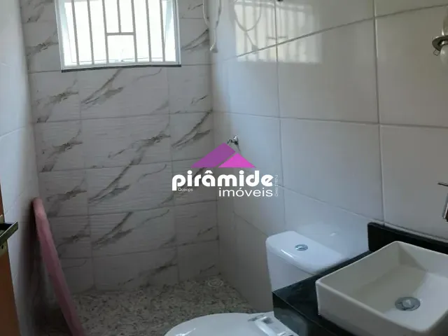 Casa com 100m² 2 quartos e 1 banheiro, à venda, no bairro Massaguaçu em Caraguatatuba