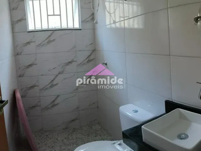 Casa com 100m² 2 quartos e 1 banheiro, à venda, no bairro Massaguaçu em Caraguatatuba